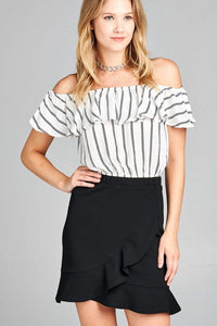 Ladies fashion off the shoulder w/ruffle elastic hem stripe print crop woven top